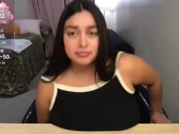 KaylinJan – webcam model profile photo Image 19