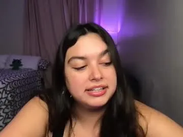 KaylinJan – webcam model profile photo Image 5