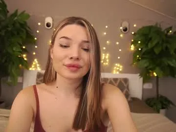 icedanielles – webcam model profile photo