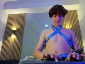 SusyBlair – webcam model profile photo Image 16