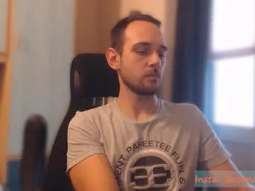 maevebanks – webcam model profile photo Image 15