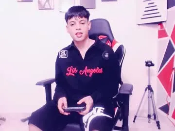 SusyBlair – webcam model profile photo Image 16