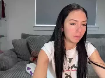 LoraDevine – webcam model profile photo Image 9