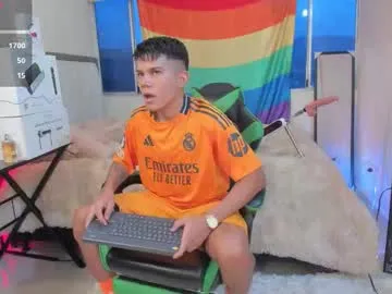 MarilynRainbow – webcam model profile photo Image 13