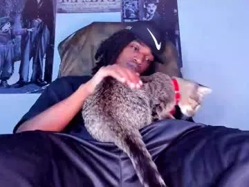 MarilynRainbow – webcam model profile photo Image 12