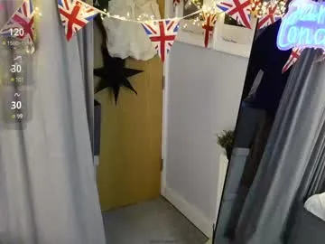 hijin_ – webcam model profile photo Image 8