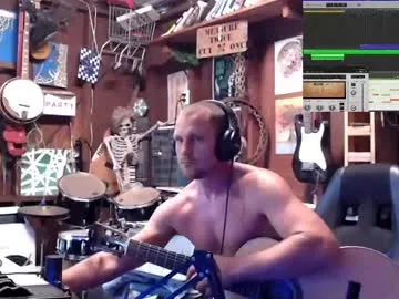 reeves_bae – webcam model profile photo Image 18