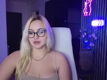 victoriaqueen2 – webcam model profile photo Image 11