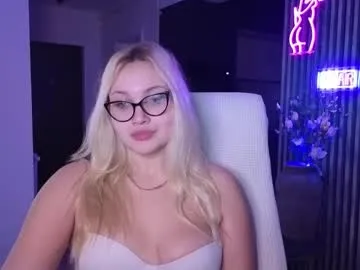 victoriaqueen2 – webcam model profile photo Image 12