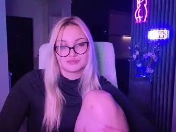 victoriaqueen2 – webcam model profile photo Image 8