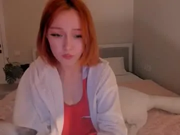 blondeangel_4u2 – webcam model profile photo Image 13