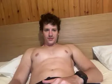 SashaVaughn – webcam model profile photo Image 2