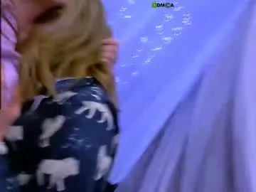 MainPleasure – webcam model profile photo Image 6