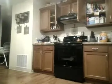 blondeangel_4u2 – webcam model profile photo Image 12