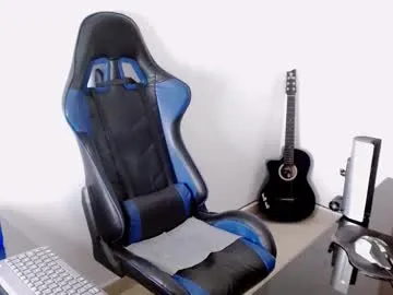 LizzieGreyX – webcam model profile photo Image 13