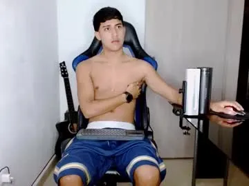 LizzieGreyX – webcam model profile photo Image 14