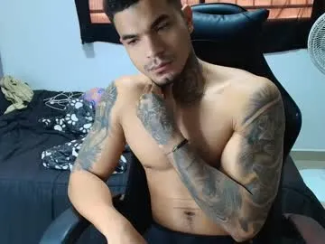 BigTitBlondeUK – webcam model profile photo Image 6