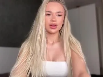 blondeambitionnn – webcam model profile photo Image 9