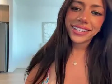 ManelikBlondee – webcam model profile photo Image 11