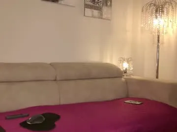 EditaMilf – webcam model profile photo Image 11