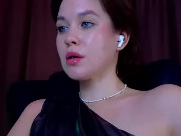 GlamGran – webcam model profile photo Image 8