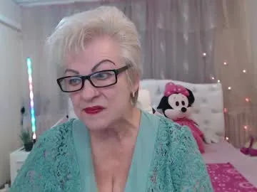 LanaBlondeBush – webcam model profile photo Image 15