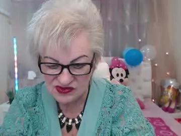 LanaBlondeBush – webcam model profile photo Image 16