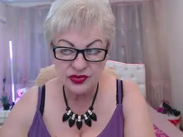 LanaBlondeBush – webcam model profile photo Image 2