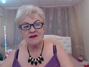 LanaBlondeBush – webcam model profile photo Image 6