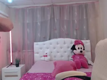 LanaBlondeBush – webcam model profile photo Image 8