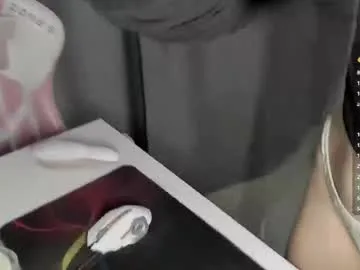 Blonde_sexy21 – webcam model profile photo Image 3