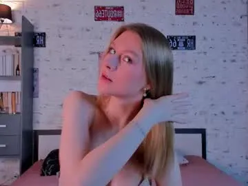 winterkamado – webcam model profile photo Image 9