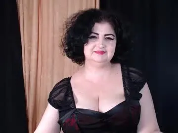 British_EmJess – webcam model profile photo Image 10