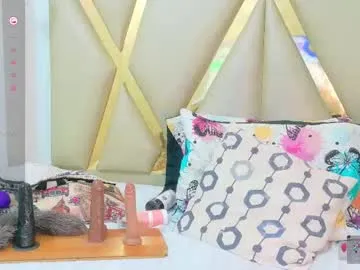 MiaTonyy – webcam model profile photo Image 18