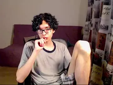 RYUTA_9911 – webcam model profile photo Image 3