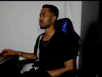 SusyBlair – webcam model profile photo Image 14