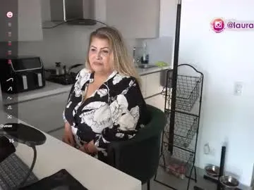 missJasmine07 – webcam model profile photo Image 8