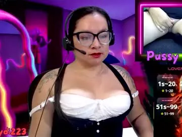 British_EmJess – webcam model profile photo Image 8