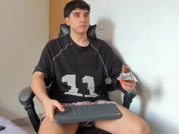 BlondeScarlettx – webcam model profile photo Image 15