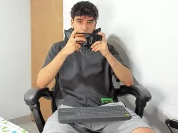 BlondeScarlettx – webcam model profile photo Image 19