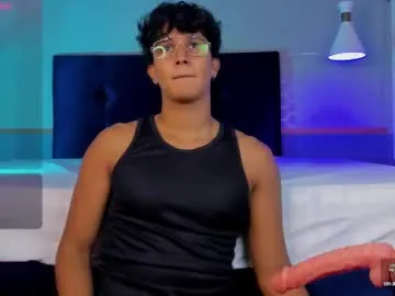 kinkyhousexxx – webcam model profile photo Image 7