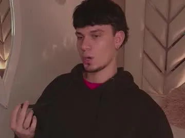 liam_thunder Image 7