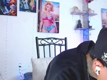 SusyBlair – webcam model profile photo Image 16