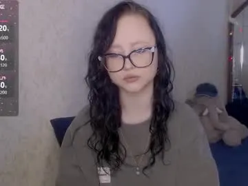 lilhornyprincess Image 2
