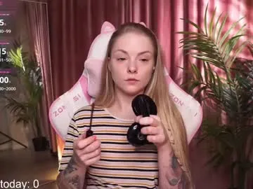 Blondie_Bethany – webcam model profile photo Image 11