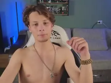 mattiestreams69 – webcam model profile photo Image 11