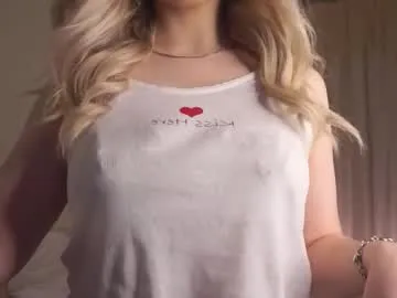 loraalvey Image 4