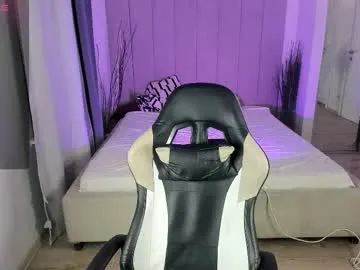 CleoLangley – webcam model profile photo Image 8