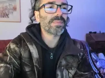 British_EmJess – webcam model profile photo Image 18