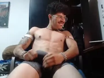 _K_K – webcam model profile photo Image 6